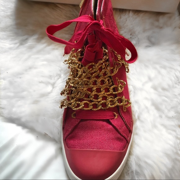 UES • Pink Denim Gold Chain Sneakers ‼️ RARE!  - Picture 2 of 8
